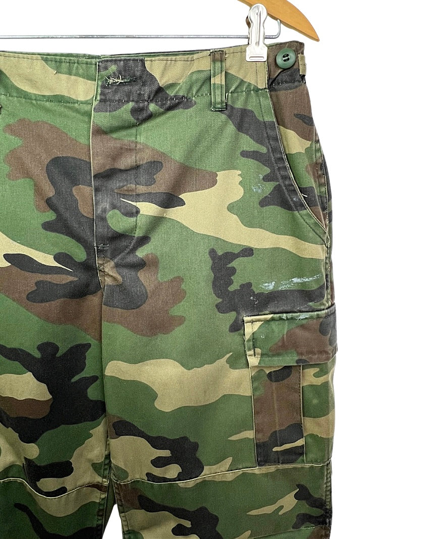 90’s Camo Army Cargo Pants Size 34