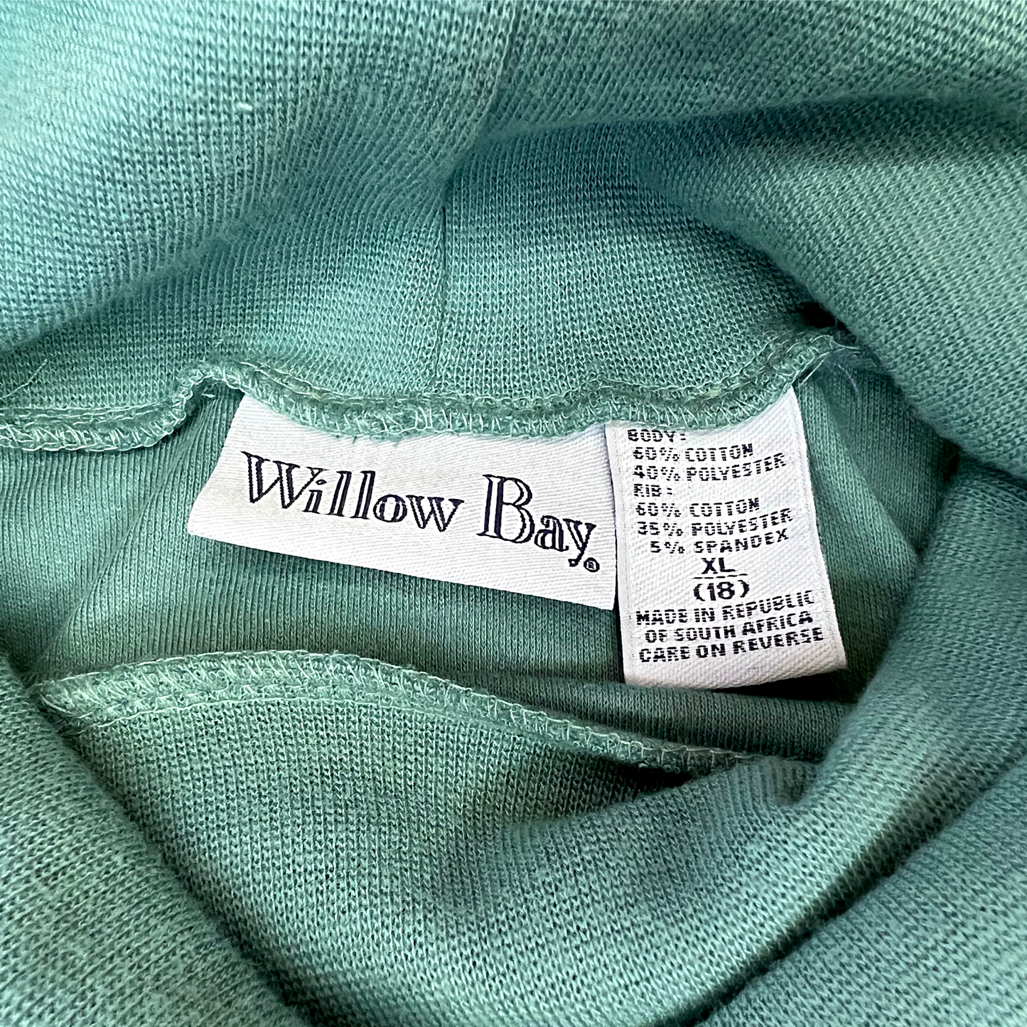 90’s Sage Green Turtleneck Size X-Large