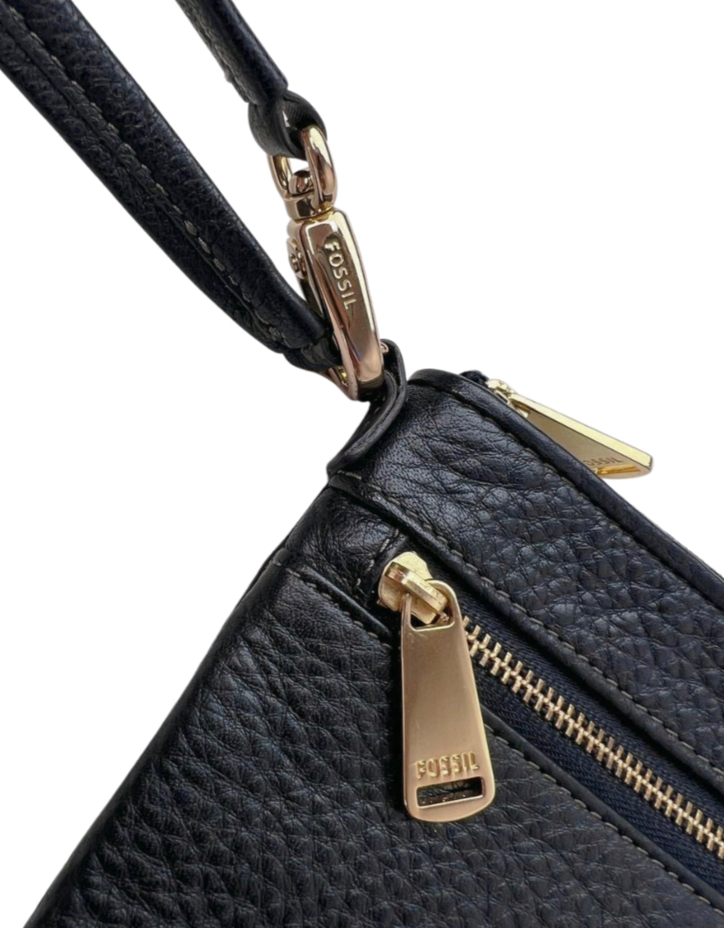 Fossil Pebbeled Leather Wristlet Clutch Bag