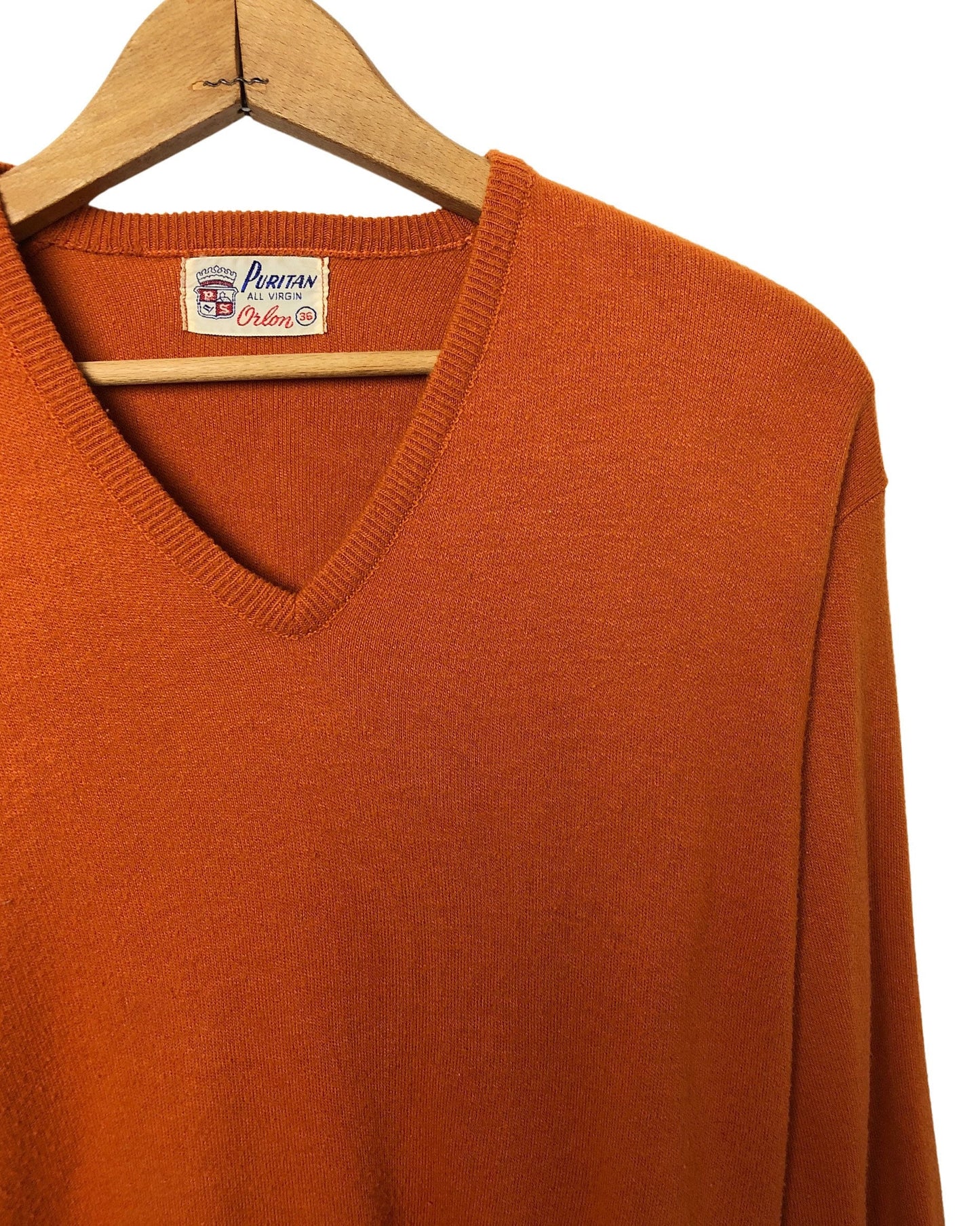 Vintage 60’s Pumpkin Puritan All Virgin Orlon Retro V-Neck Sweater Size Large