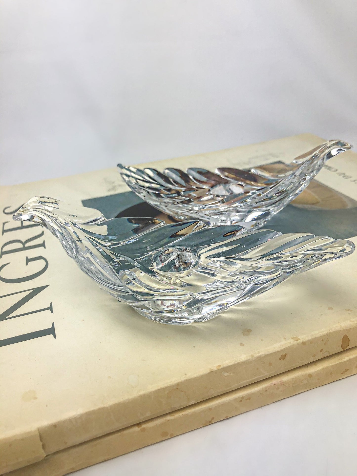 Vintage 80’s Crystal Leaf Candlestick Taper Candle Holders Set of 2