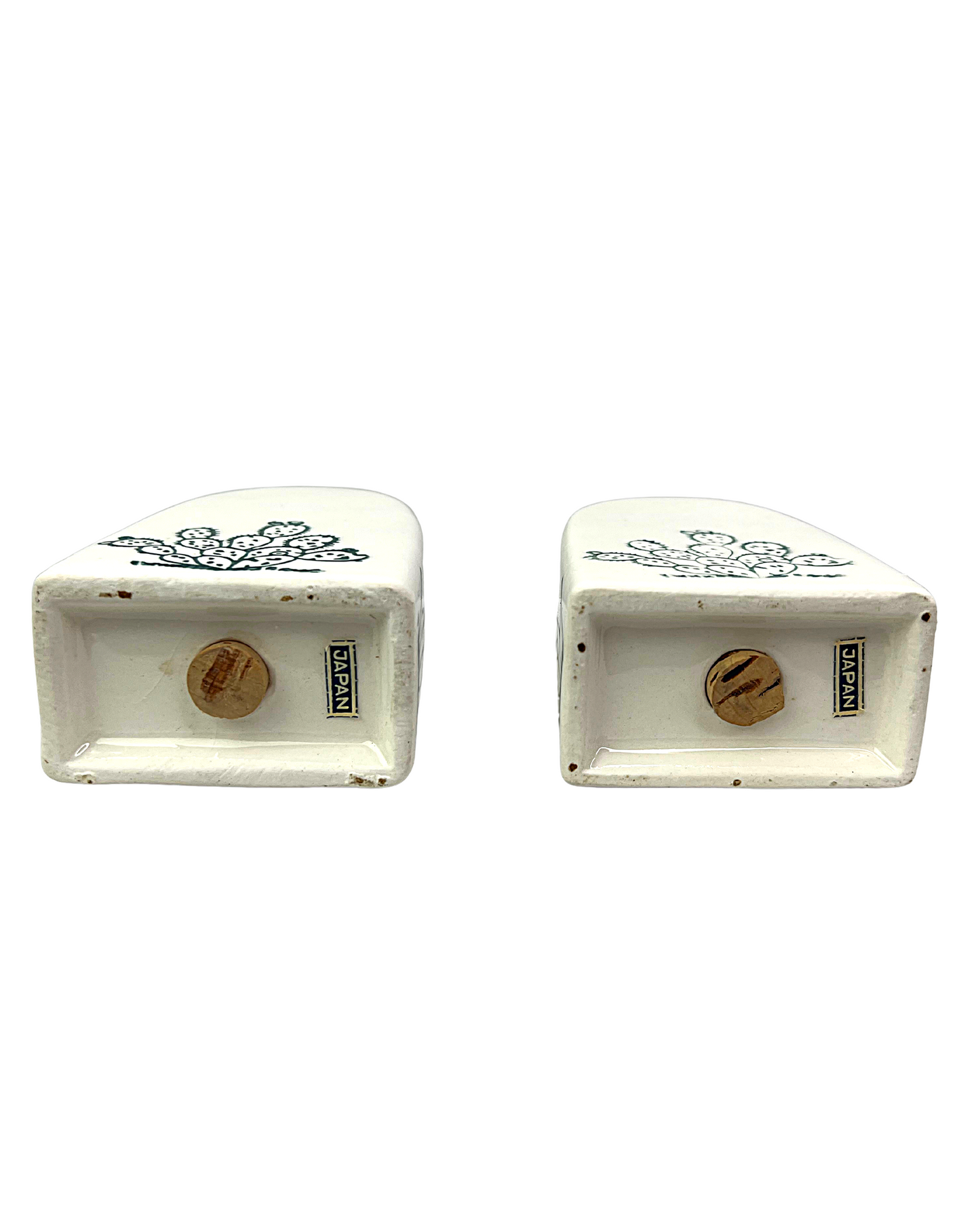 Vintage Boot Hill Tombstone Arizona Salty O’Day & Pepper Tate Gravestone Salt & Pepper Shakers