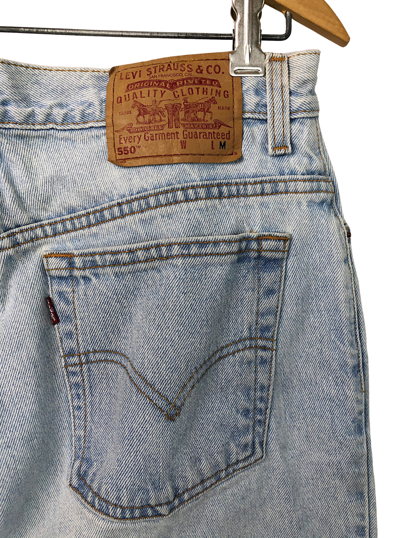 90’s Levi 550 Red Tab Beat Up Thrashed Tapered Leg Relaxed Fit Jeans Size 10/12