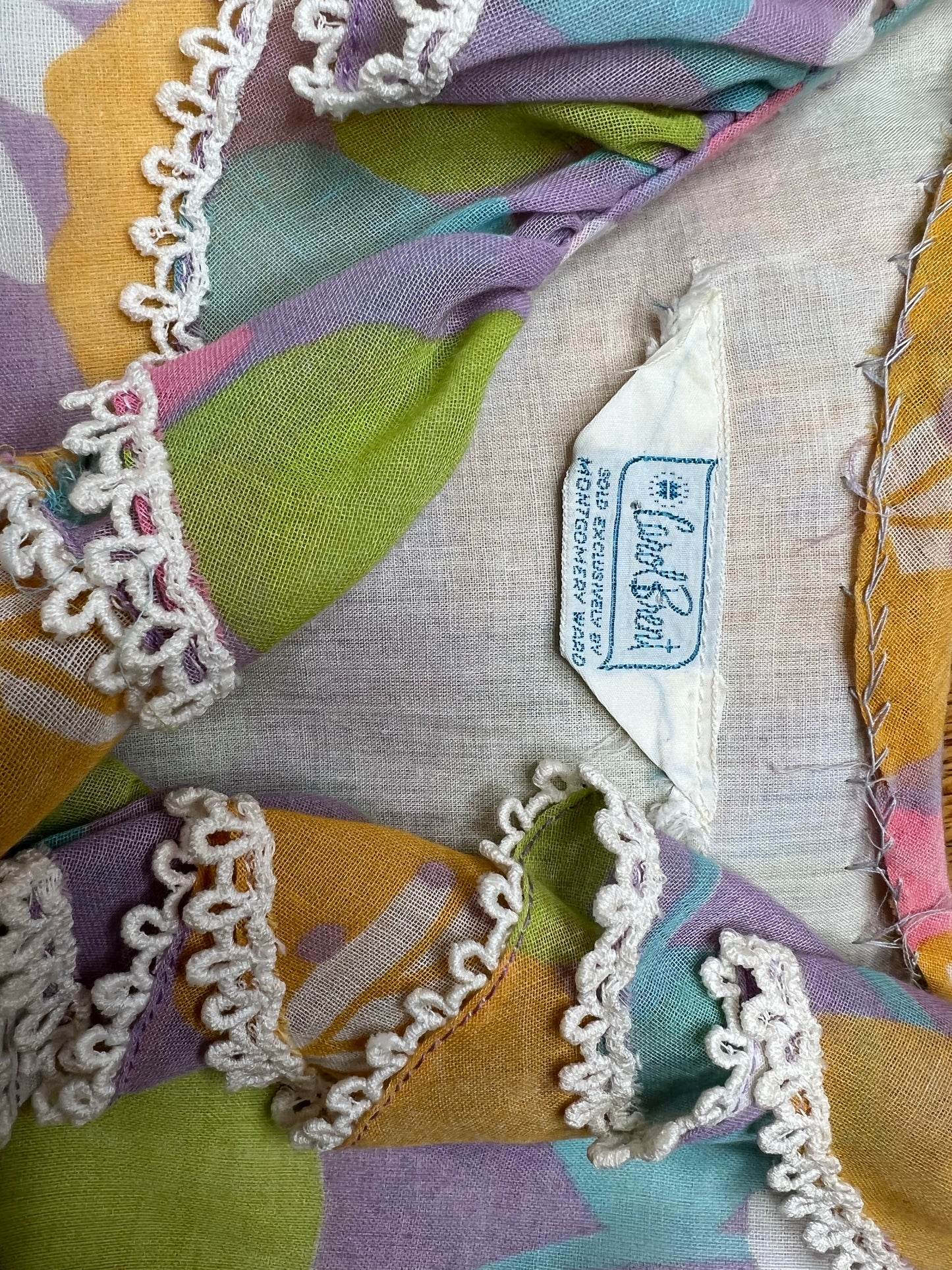 1960’s Carol Brent Montgomery Ward Frilly Hippie Floral Belted Shirt Dress