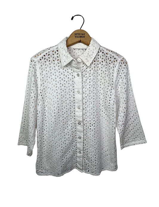 Wms 90’s White Eyelet 100% Cotton Buttonup