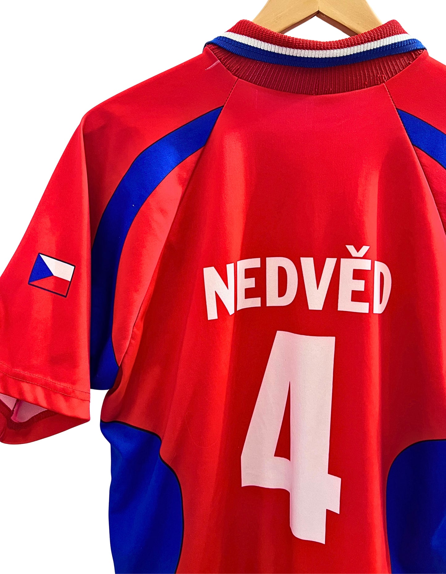 Vintage Czech Republic Pavel Nedvěd #4 Euro 2000 Soccer Kit