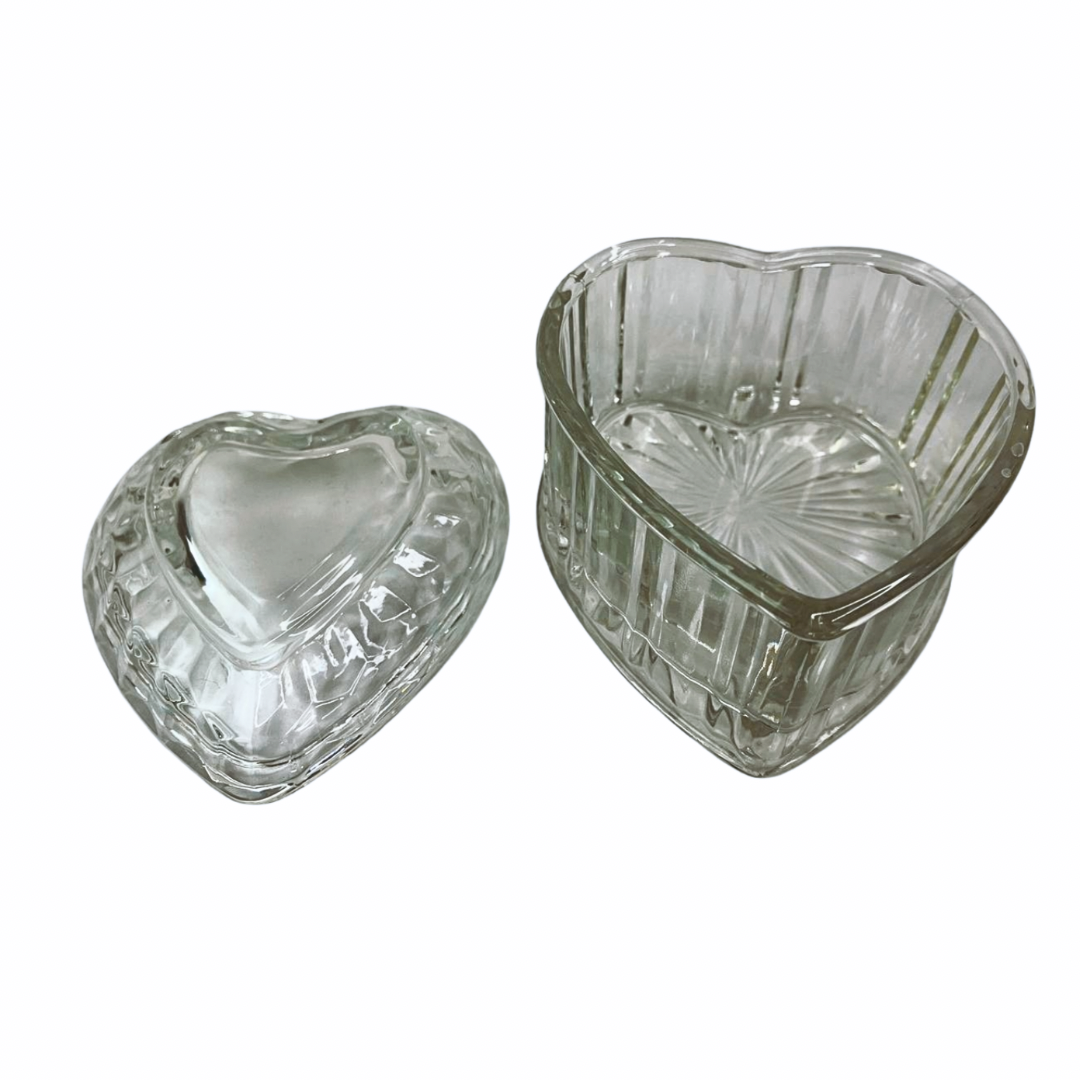 80’s Crystal Heart Shaped Glass Lidded Trinket Jewelry Box 4” x 6”