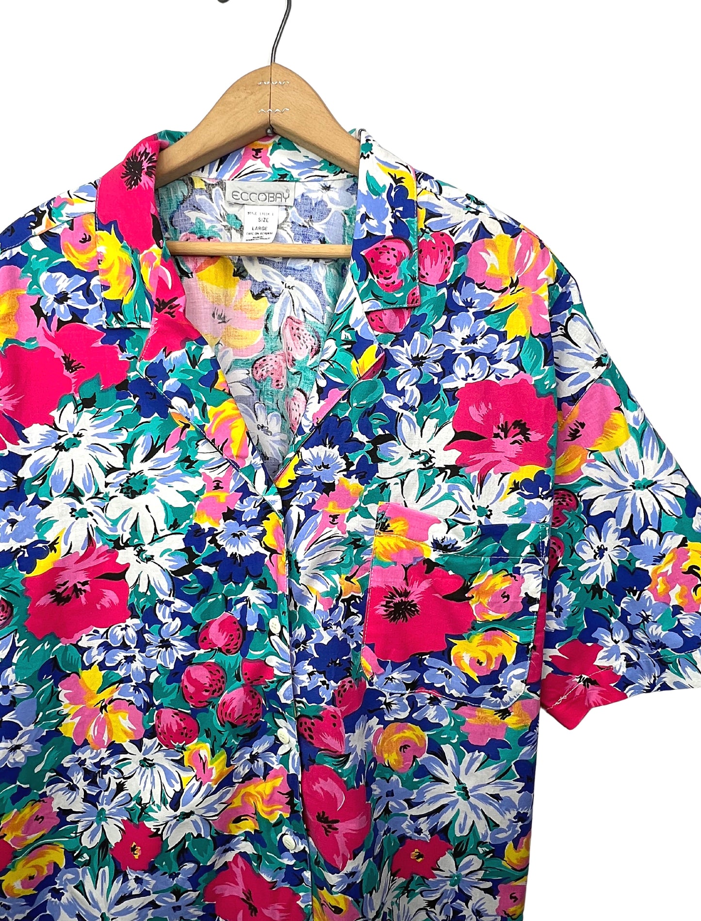 90’s Strawberry Floral All Over Print Collared Plus Size Button Down Size 1X