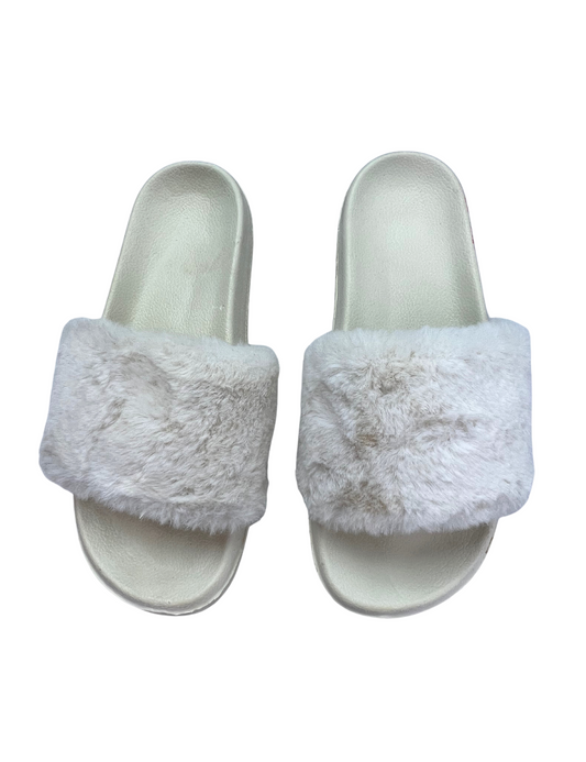 80’s White Faux Fur Fuzzy Slide Slippers Size 7