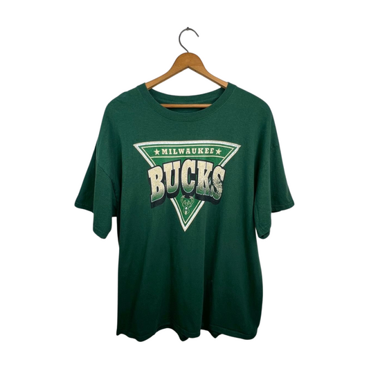 Milwaukee Bucks NBA T-shirt Size L/XL