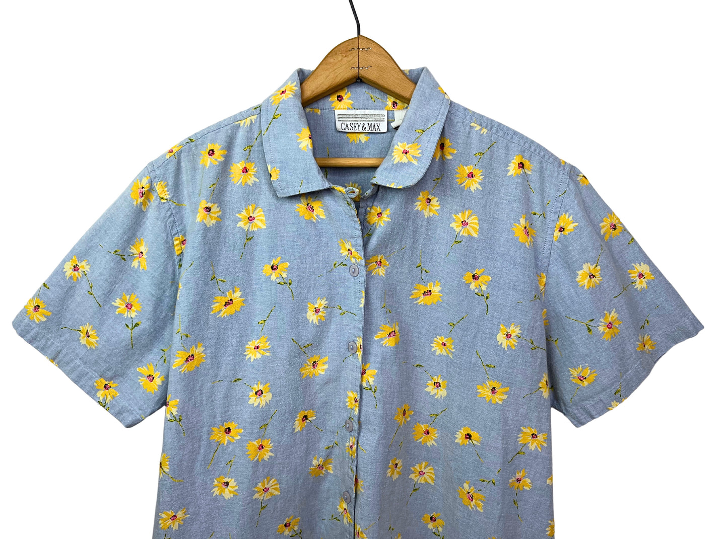 90's Sunny Sunflower Chambray Buttondown