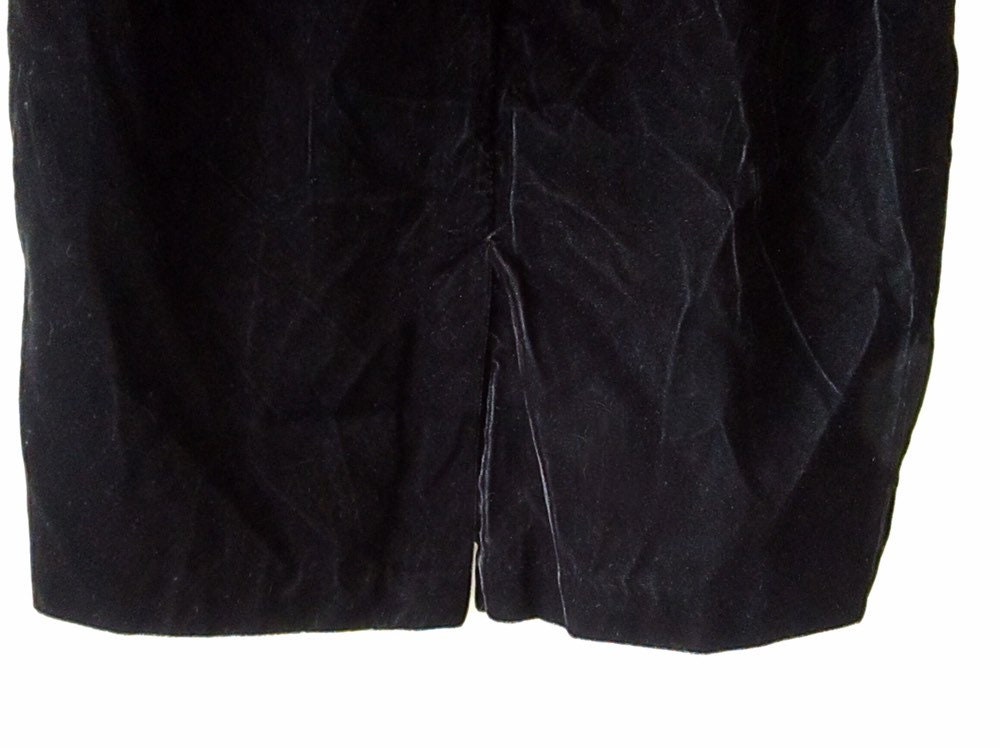 90's Black Crushed Velvet Pencil Skirt Size S