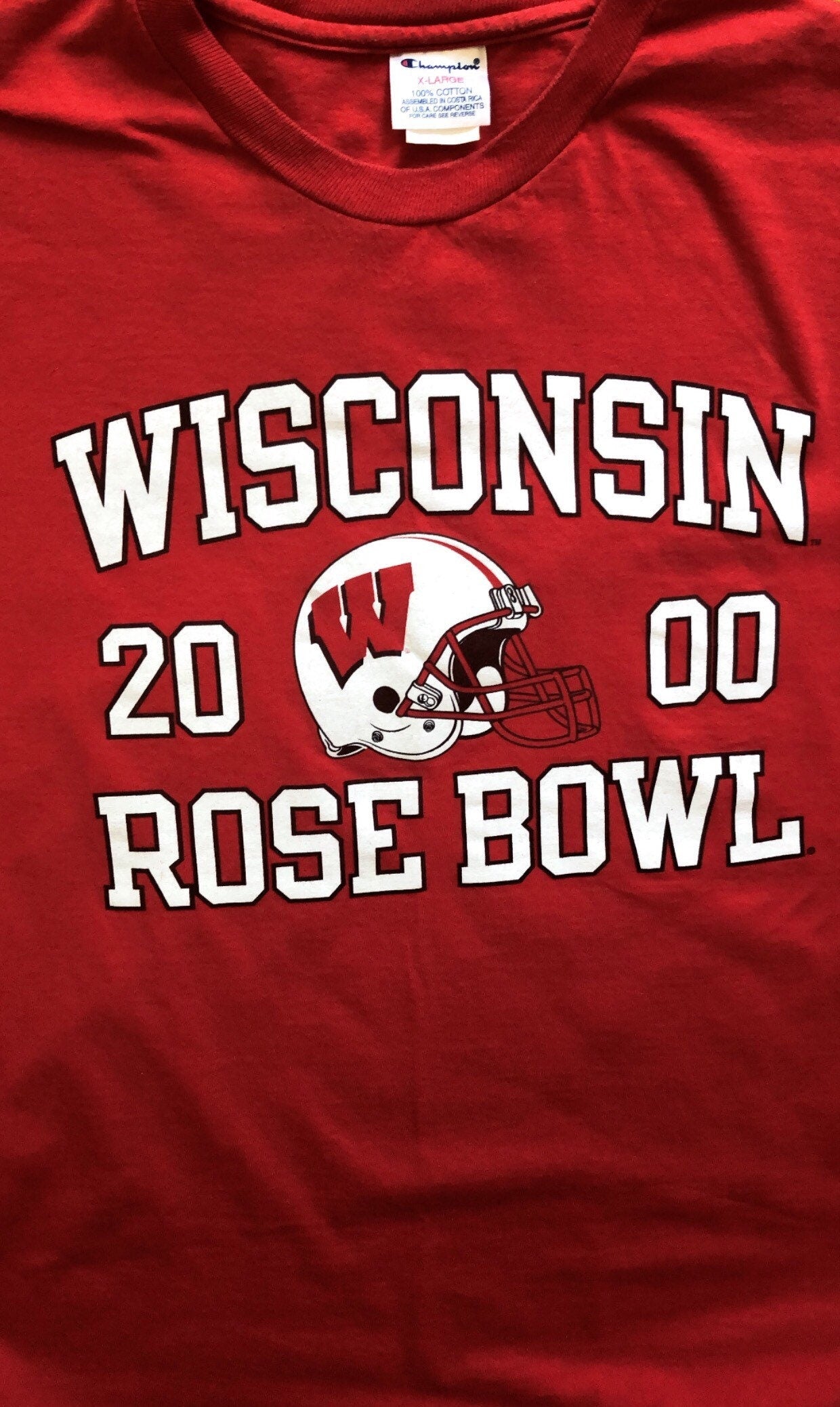 Vintage 2000 ROSE BOWL Wisconsin Badgers University of Wisconsin 100% Cotton CHAMPION T-shirt Size X-Large