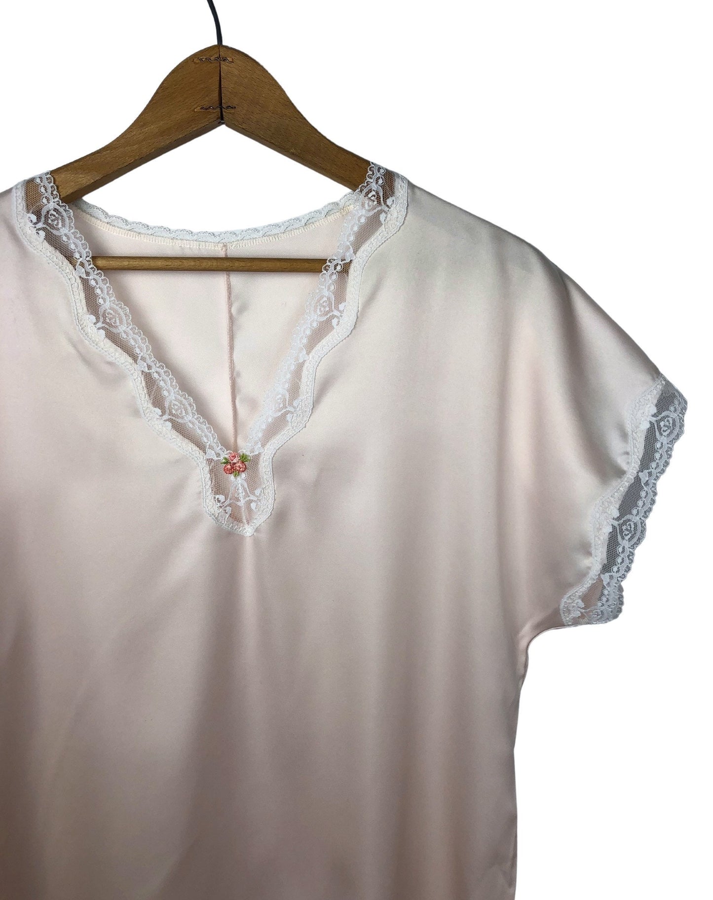 60’s Blush Pink Lace Vneck Rosebud Nightgown Size Medium