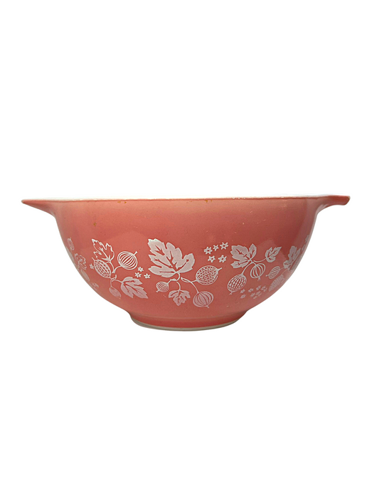 50’s 60’s PYREX Gooseberry Pink Cinderella 1.5 Quart Mixing Bowl